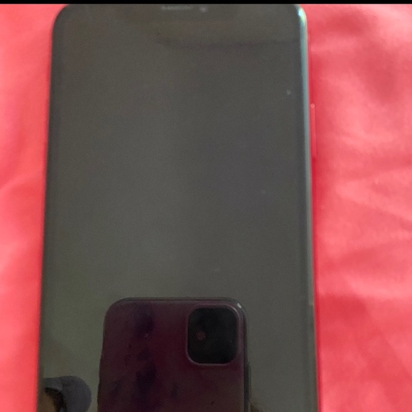 This phone dose not come with box - Picture 2 of 3